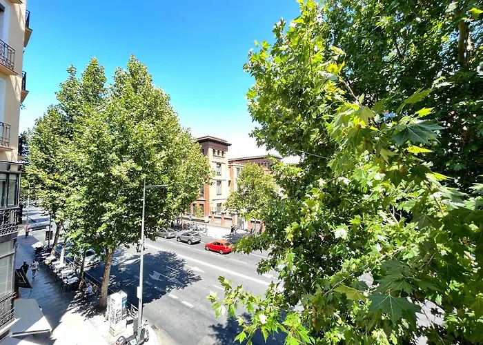 Terraza Encantadora Santa Juliana Madrid